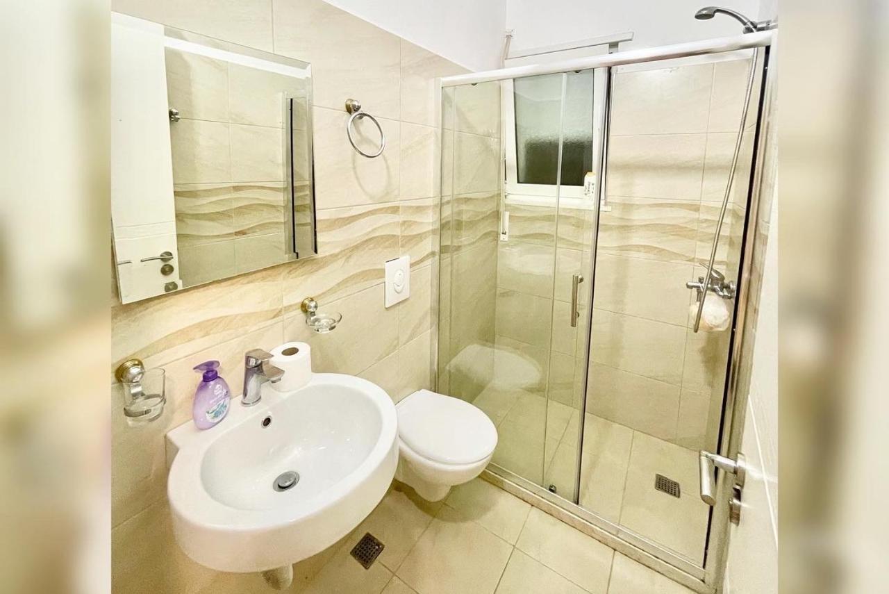 Hotel Vila Dedej Dıraç Dış mekan fotoğraf