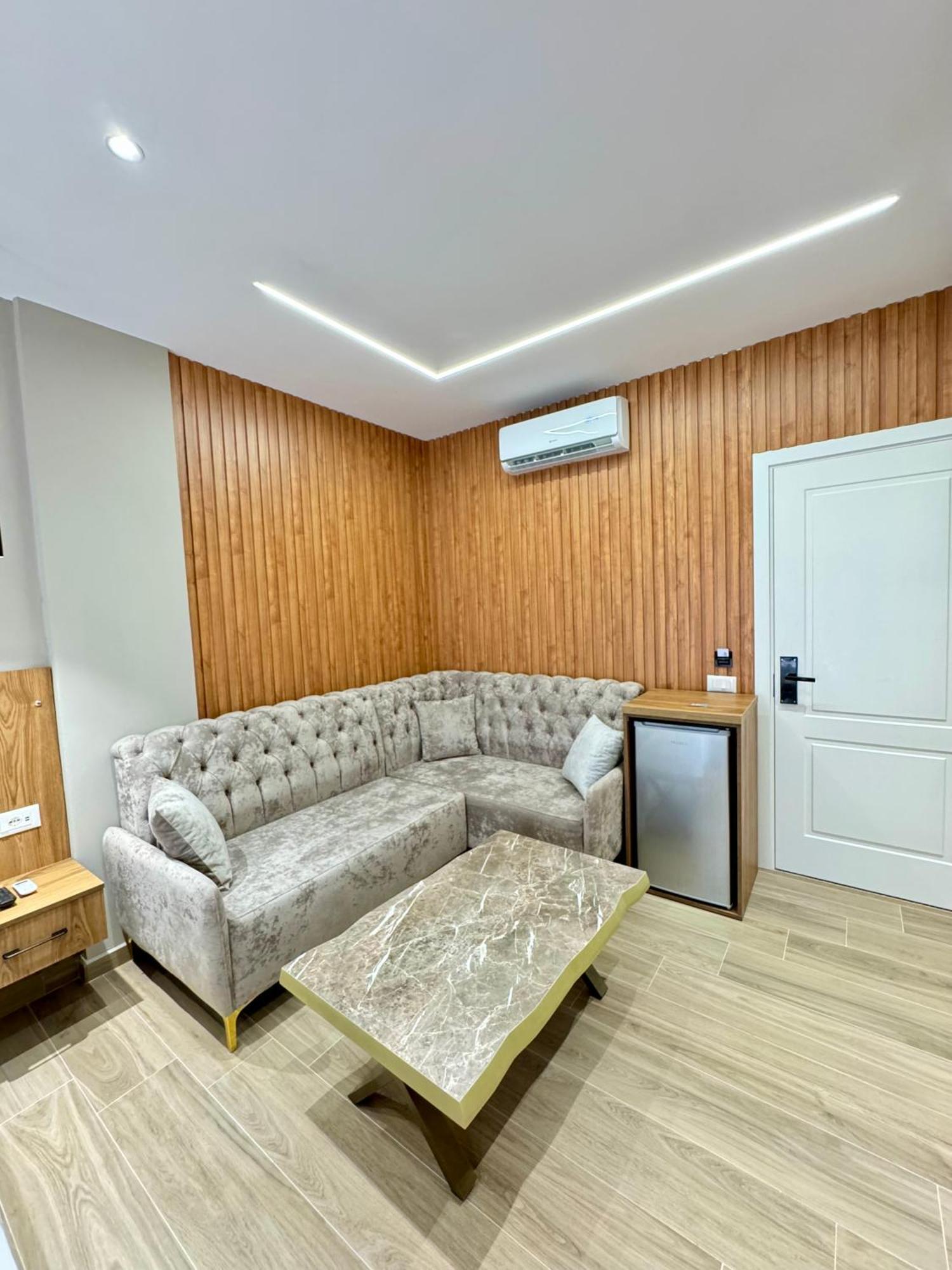 Hotel Vila Dedej Dıraç Dış mekan fotoğraf
