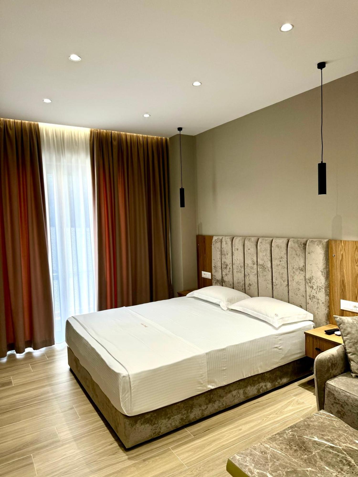Hotel Vila Dedej Dıraç Dış mekan fotoğraf